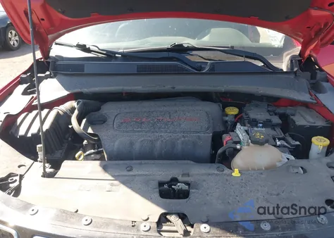 2018 Jeep Compass Latitude 4X4 from USA, damaged, VIN 3C4NJDBB4JT436816